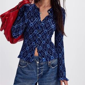 FREE PEOPLE CAUGHT A FEELING TOP